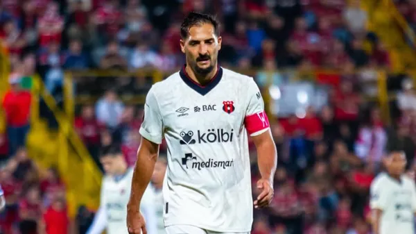 Celso Borges vive un mal momento. (Foto: Instagram)