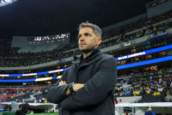 Larcamón tiene experiencia en gigantes como Cruzeiro de Brasil y el Cruz Azul mexicano (Getty Images).