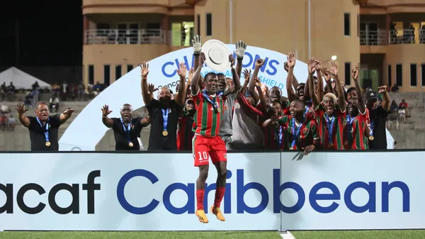 Robinhood tuvo un paso arrollador en la Copa Caribeña. Lideró el Grupo B con 9 puntos, goleó 5-0 a Metropolitan en semifinales y 5-1 a Golden Lion para proclamarse campeón. (