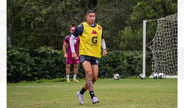 Marvin Loría salió del banco de suplentes a último momento (Columbia).