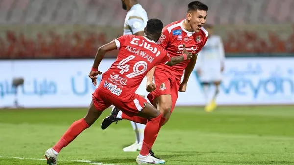 Óscar Duarte, celebrando uno de los 3 goles que lleva en 43 partidos jugados con su club en Arabia Saudita. (