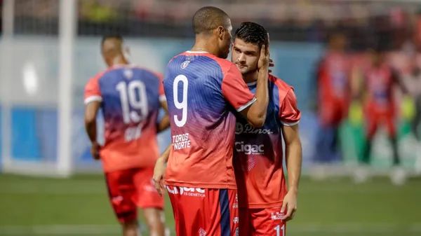 Roberto Córdoba podría ser fichado por Alajuelense. (