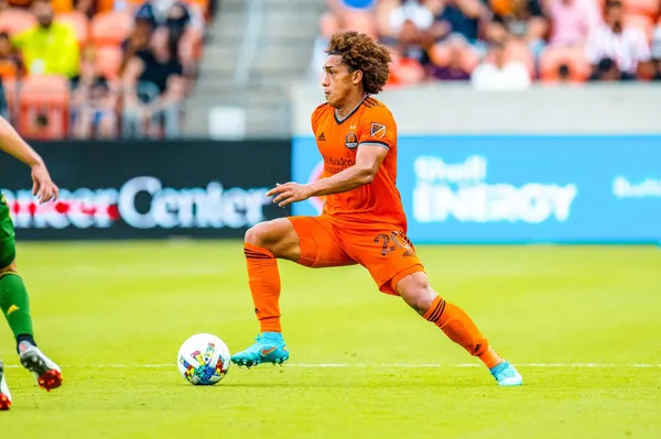 Carrasquilla se fue de Europa para jugar en Estaos Unidos.
