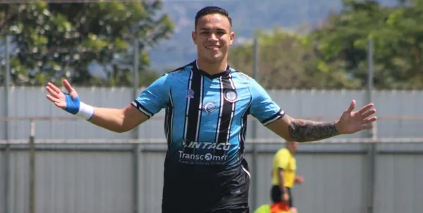 Adrián Chévez - Santa Ana