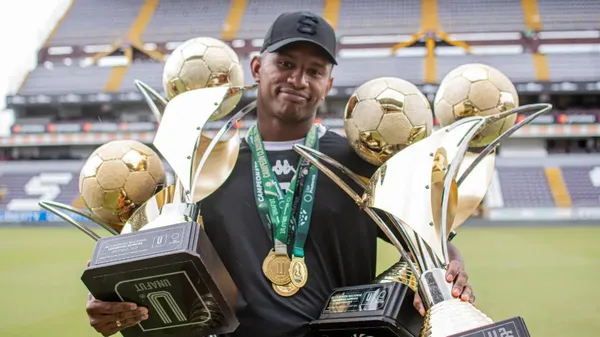 saprissa-fidel escobar-mercado de fichajes