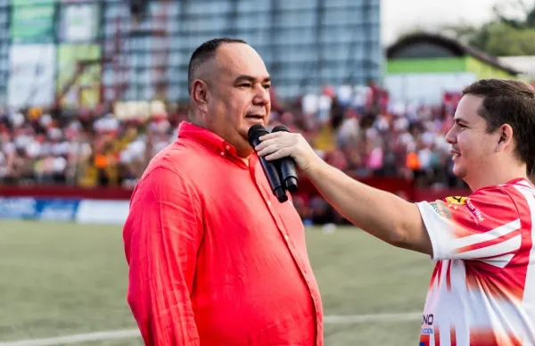 Ronny Cortés presidente del Santos de Guápiles.