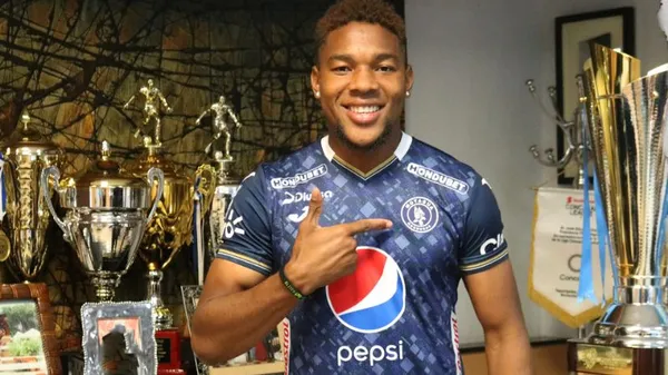Yeison Mejía no podrá estar en el debut.