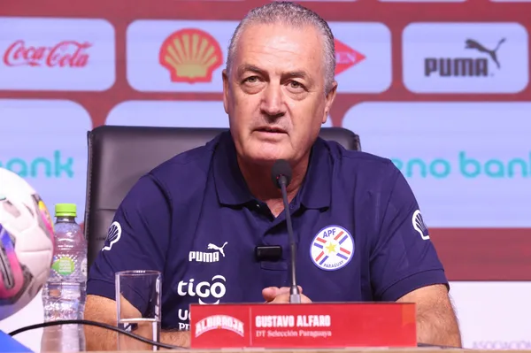 Gustavo Alfaro - Selección Paraguay