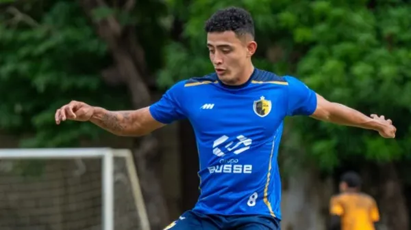 Daniel Chacón no volverá a jugar en Alajuelense.
