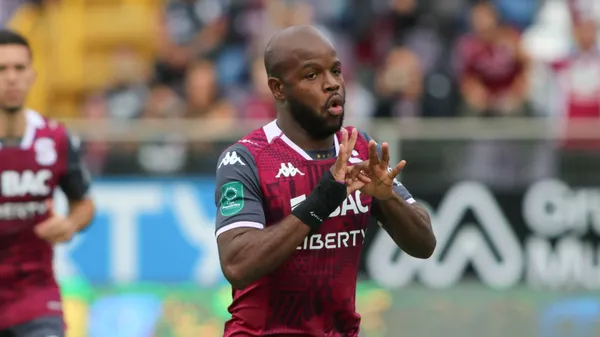 Javon East le dijo adiós a Saprissa.