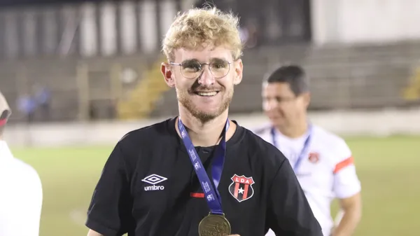 Marc Reixats es el nuevo entrenador de FC Sarchí.