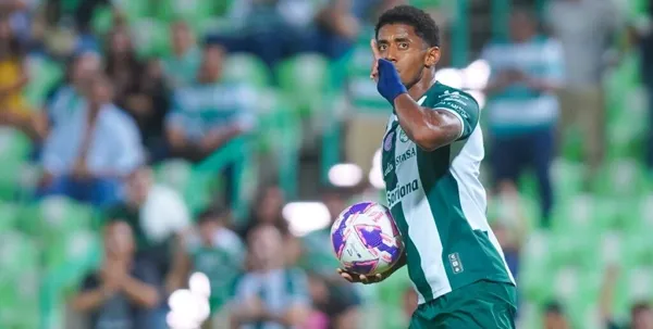Choco Lozano es uno de los jugadores mejor pagados en Santos Laguna