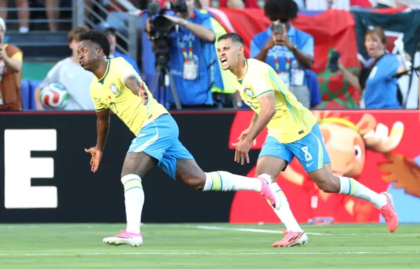 Vinicius se lució con un golazo para rescatar a Brasil (Getty Images).