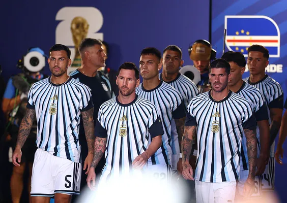 Riesgo de suspensión en Argentina vs. Cabo Verde (Getty Images).