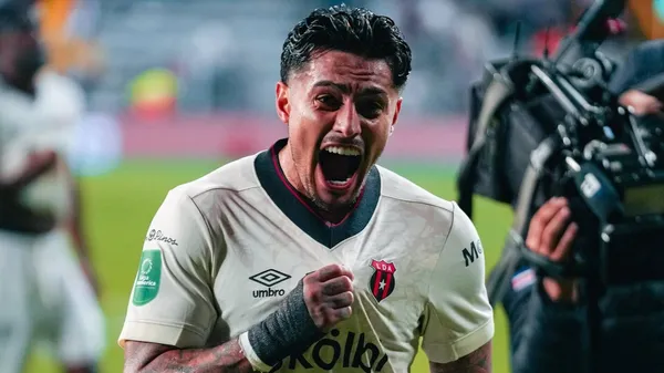 alajuelense-ronald matarrita-