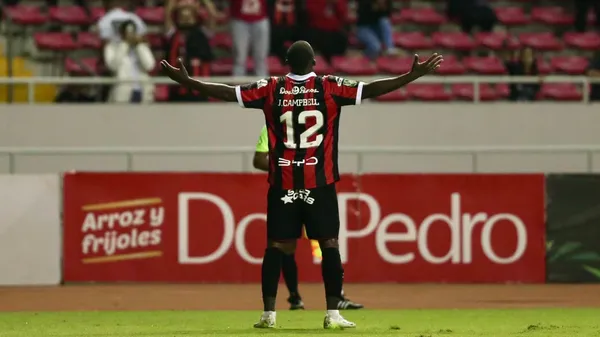 El 12 de enero, Joel Campbell anotó el primer gol del Clausura, con el que, además, la Liga derrotó 1-0 a Sporting en su último enfrentamiento. (