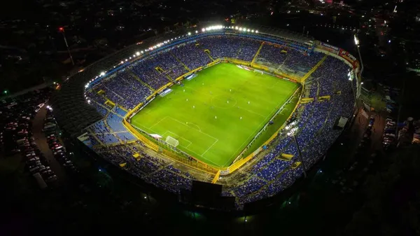 El Estadio Cuscatlán iba a ser un pilar para los juegos contra Guatemala y Panamá. (