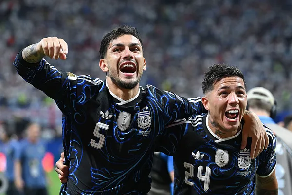 Leandro Paredes sale del XI titular de la Albiceleste (Getty Images).