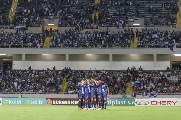 Cartaginés debe ganar su juego ante Sporting si desea asisitir a la Copa Centroamericana (CSC) 