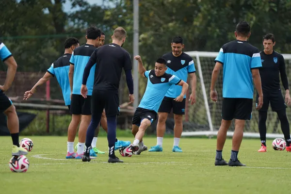 Selección de Guatemala antes de enfrentar a Costa Rica