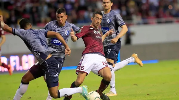 Saprissa lleva 11 partidos consecutivos sin derrotas ante Cartaginés. En los últimos 5, obtuvo 4 victorias y un empate. (