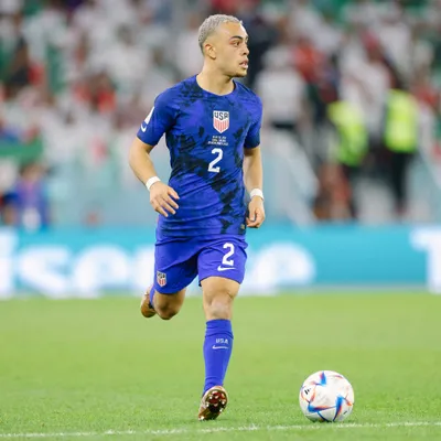 Sergino Dest actualmente juega para el AC Milan de Italia (Getty)