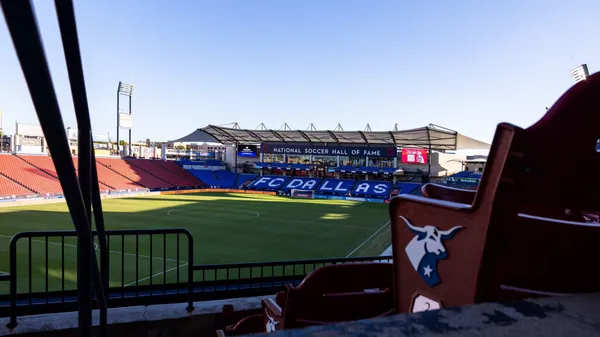 Así luce el Toyota Stadium, hogar del FC Dallas de la MLS, que cuenta que con una capacidad para casi 21 mil personas. (