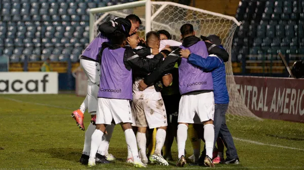 Comunicaciones a la Copa de Campeones de la Concacaf