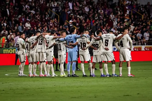 Cuatro jugadores rojinegros perdieron los estribos (LDA).