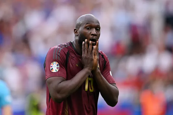 Lukaku va al banco vs. Egipto (Getty Images).