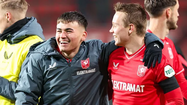 Manfred Ugalde dejará al Twente a cambio de 15 millones de euros. (