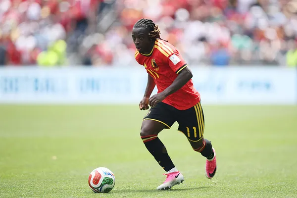 Doku es una amenaza constante sobre la banda izquierda (Getty Images).