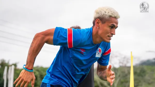 Andy Najar se viene entrenando hace meses con el Olimpia.