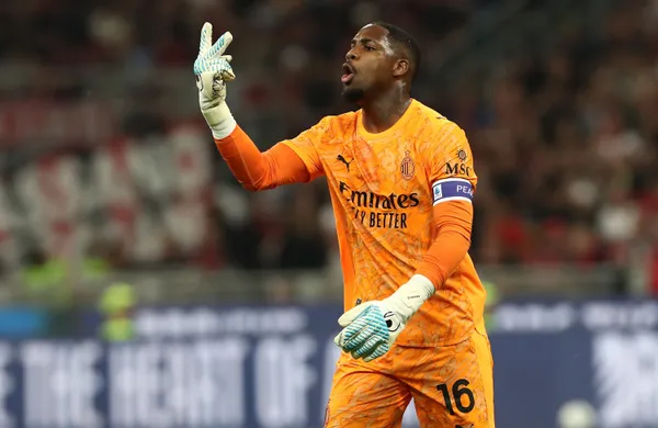Maignan como capitán en Milan.