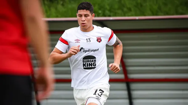 Alexis Gamboa tiene contrato con Alajuelense hasta diciembre de 2024. (