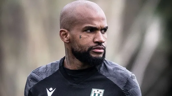 Luis Mejía jugó 13 partidos en Racing y mantuvo el arco imbatido en 4 ocasiones (sergio_ph.deportiva)