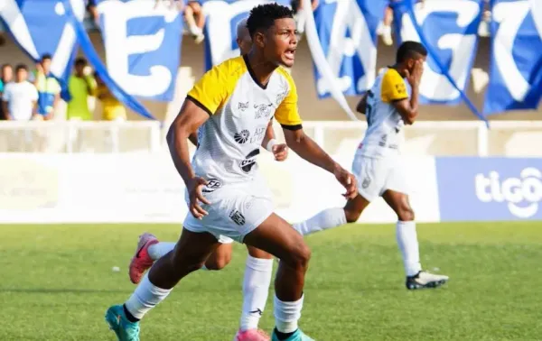 Davis Contreras - Independiente