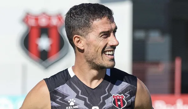 Dardo Miloc fue titular en el último partido.