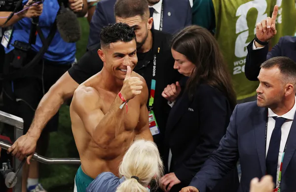 Pulgar arriba: Cristiano está en 8vos y jugará ante España. (Getty Images)