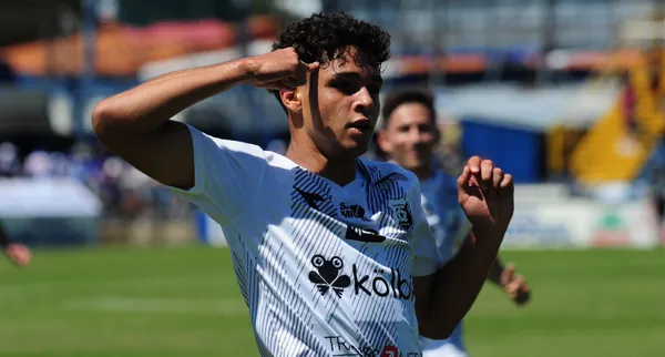 Andy Rojas con la camiseta de Herediano