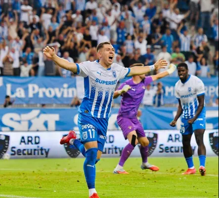 Carlos Mora es una pieza clave en su equipo. (