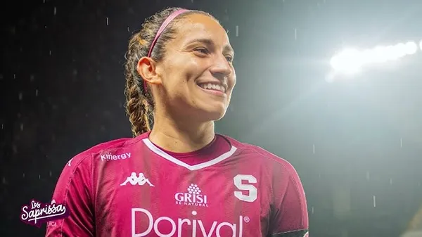 Carolina Venegas es una referente para Saprissa y para todo el fútbol femenino de Costa Rica (Deportivo Saprissa/Youtube).