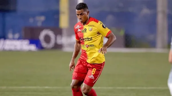 Allan Cruz decidió dejar la MLS para jugar en Herediano.