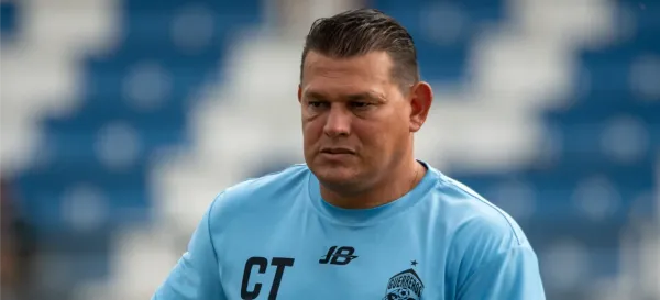 Geiner Segura firmó contrato con Saprissa (Teletica).
