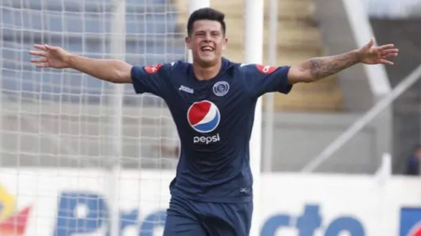 Estigarribia celebrando un gol con Motagua