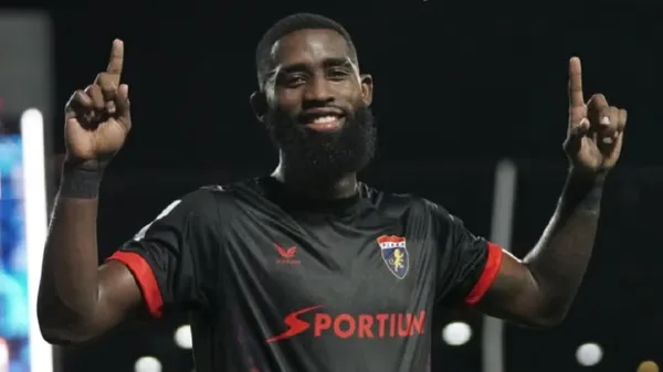 Everardo Rose es el jugador que quieren Alajuelense y Saprissa.