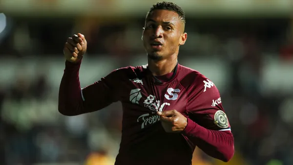 Jossimar Pemberton anotó 3 goles en 23 partidos durante su etapa en Saprissa. (