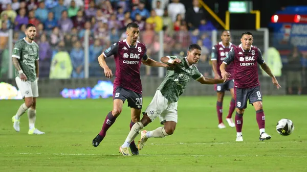 Alajuelense lleva 13 partidos consecutivos sin poder derrotar a Saprissa. (