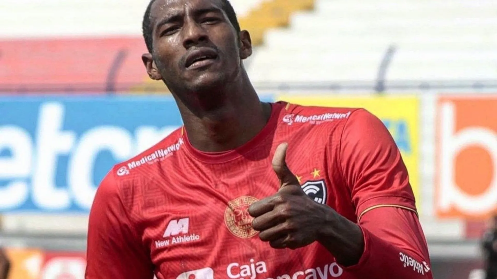 Abdiel Ayarza levanta el interés de 3 equipos de la primera división de Perú