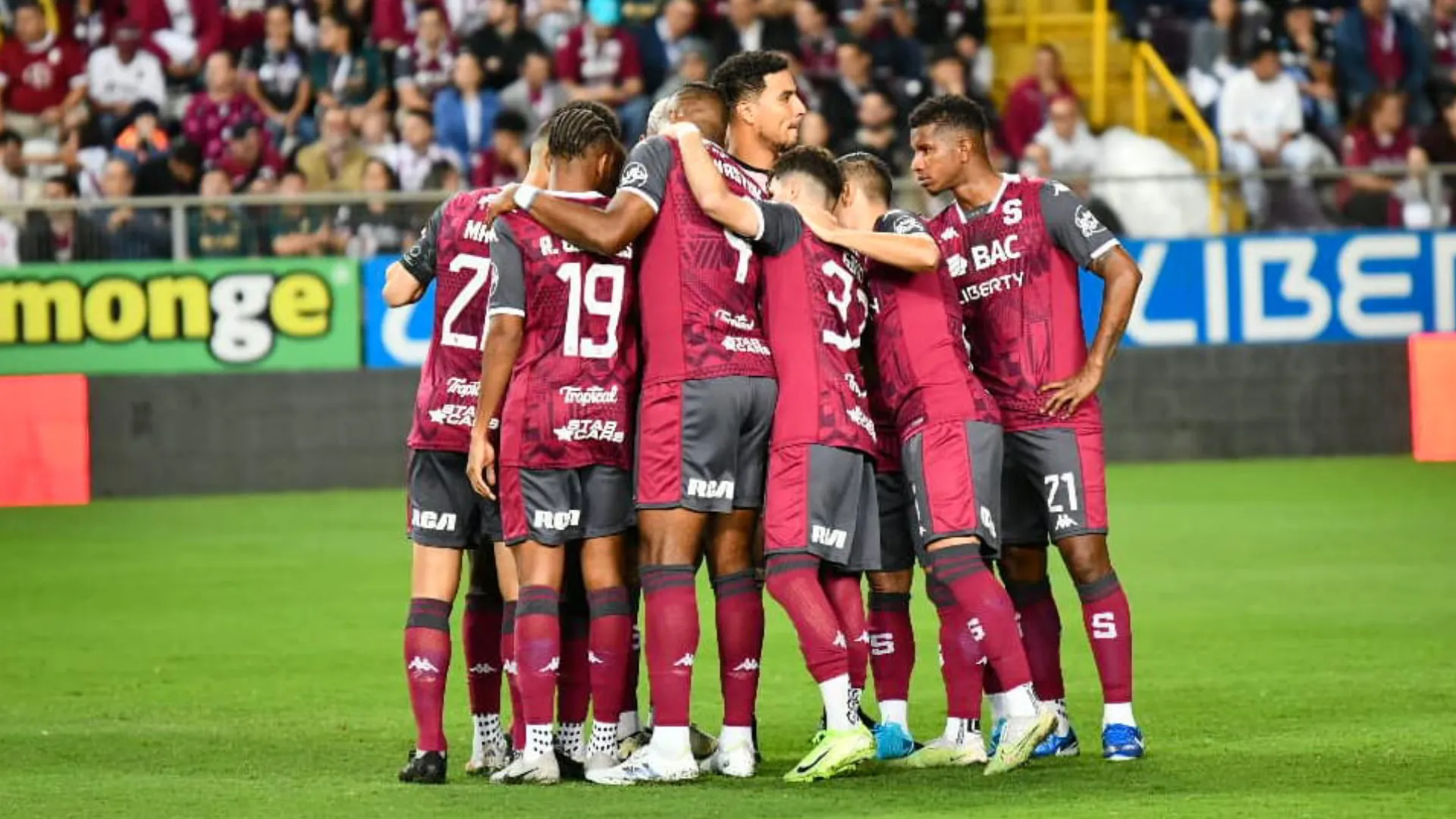 El regreso de un ídolo: Saprissa trabaja para recuperar a un legionario desde Europa